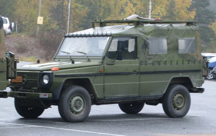 Файл:Mercedes-Benz Geländewagen Norwegian military fq.jpg — Википедия