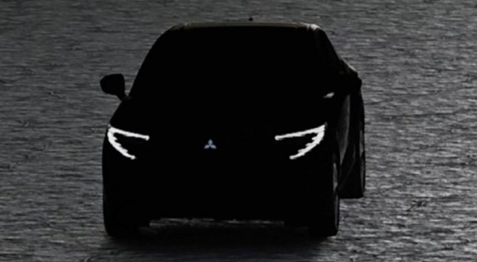 Mitsubishi випустить нову модель на платформі Nissan Leaf
