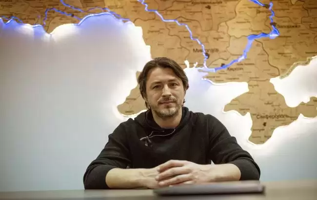 Сергій Притула вперше показав новонародженого сина: зворушливе відео