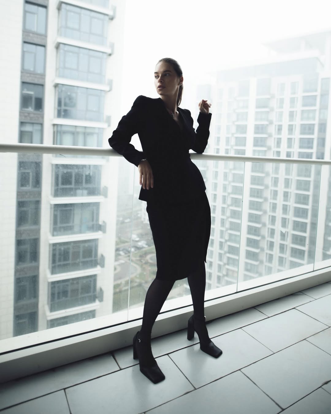 Чорний костюм і мінімалізм: секрет стильного &quot;лука&quot; дружини Усика