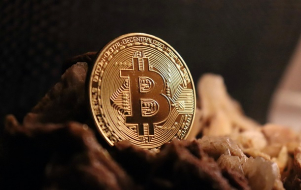 Bitcoin уперше з 2018 року закрив місяць у мінусі