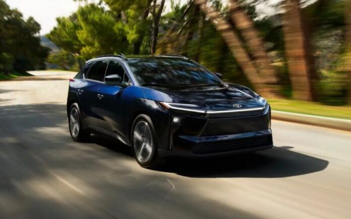 Toyota представила оновлений bZ4X зі збільшеною автономністю