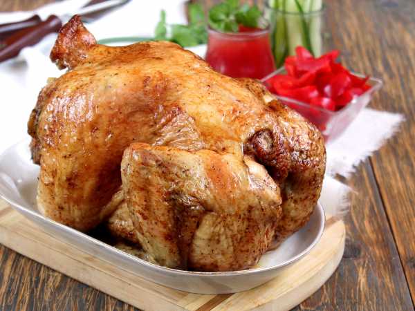 Апетитні та різноманітні страви: як зварити та не зіпсувати заморожену курку