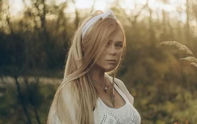 Відома українська співачка вперше стане мамою у 40 років