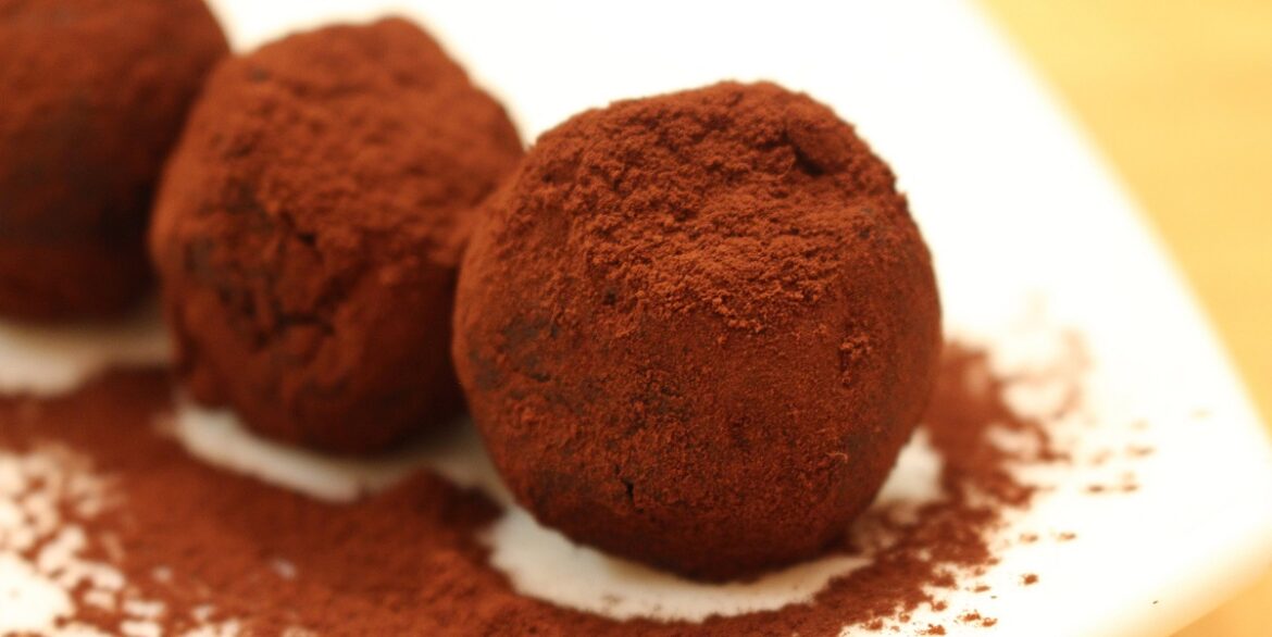 Трюфельні цукерки всього з двох інгредієнтів