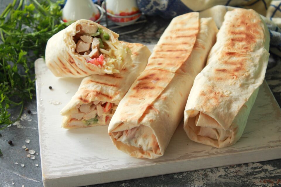 Шаурмени розповіли три найкращі соуси для соковитої шаурми