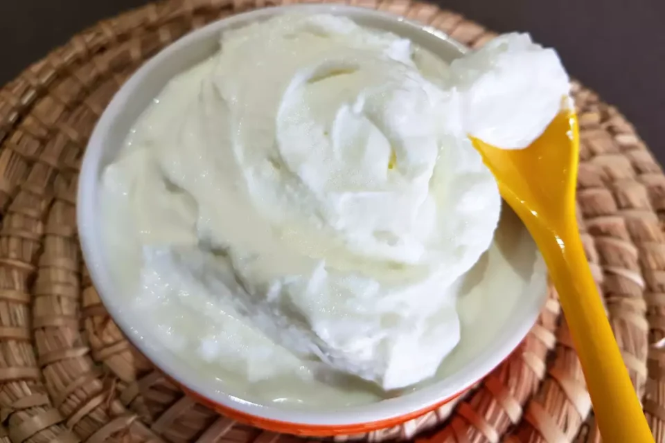 Що буде, якщо в сметану додати лимонний сік