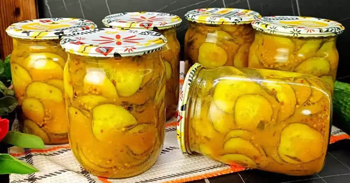 Огірки «як з ресторану»: Ці баночки не доживають навіть до зими – зникають ще в листопаді