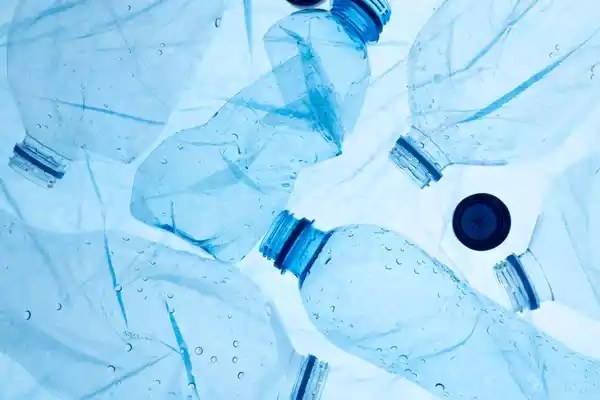 Пластик пов’язали з ожирінням, безпліддям та астмою