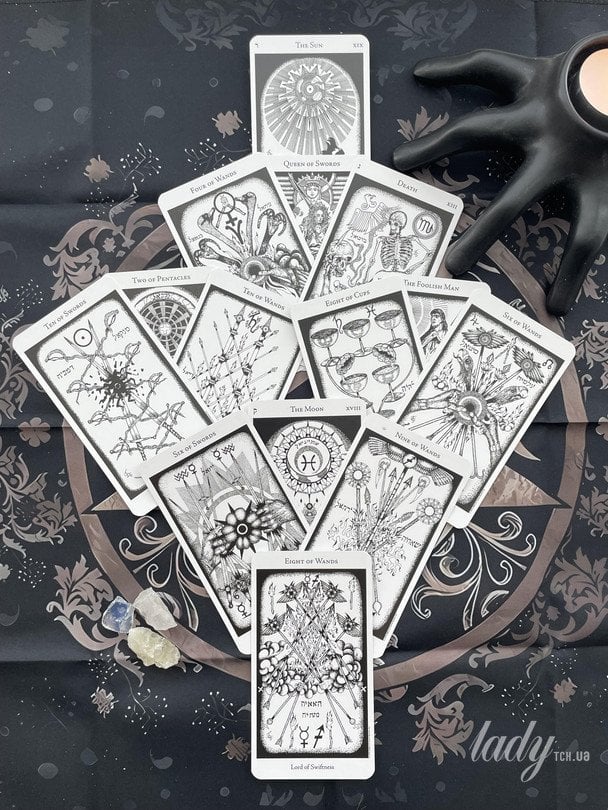 Таро на тиждень від 19 по 25 січня 2026 року / © ТСН