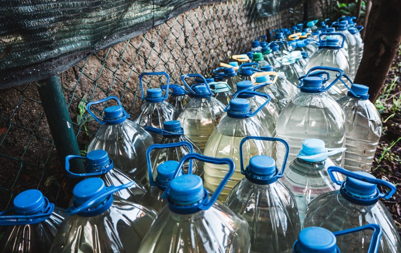 Експерти розповіли, що такого цікавого можна зробити з пустої пластикової пляшки