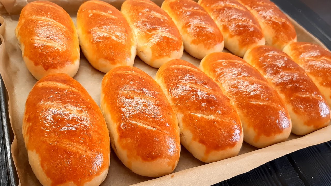 Кухарі розповіли, як приготувати смачні пиріжки зі смородиною