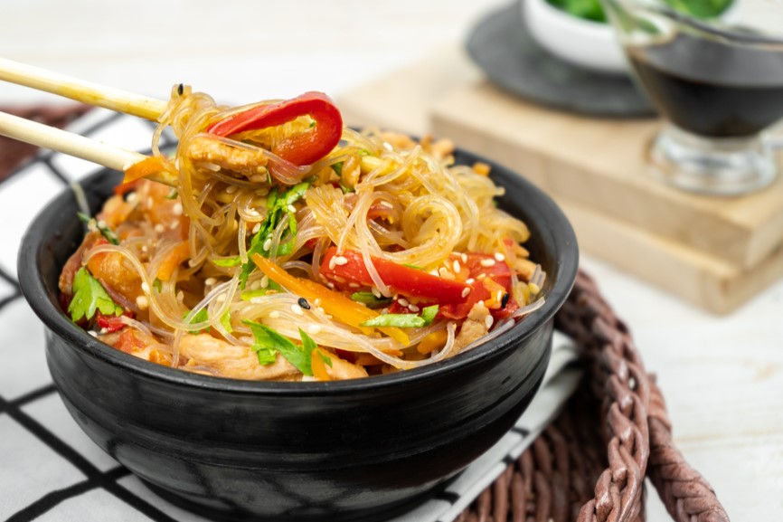 Фунчоза з яловичиною та овочами