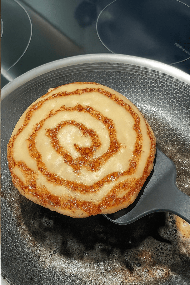 Млинці з корицею