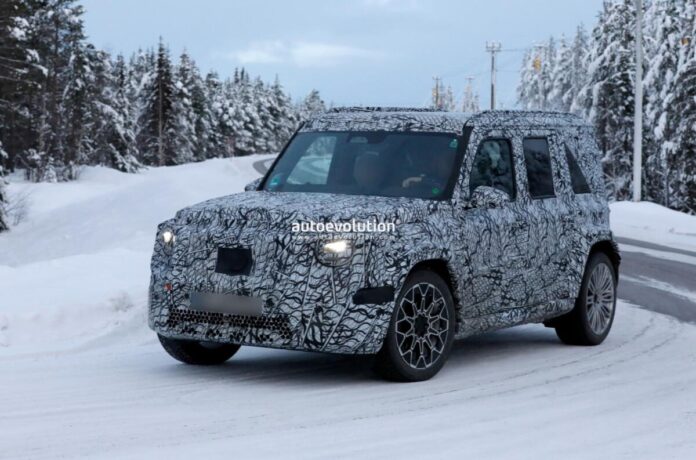 Mercedes Baby G 2027 року вперше помічений під час тестових випробувань