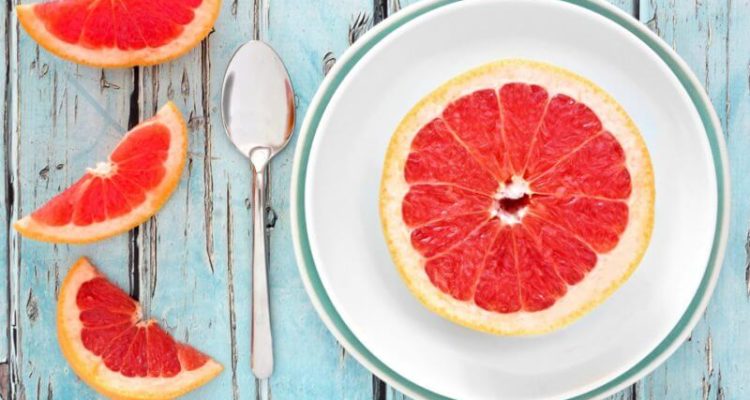 Названі корисні і шкідливі властивості грейпфрута