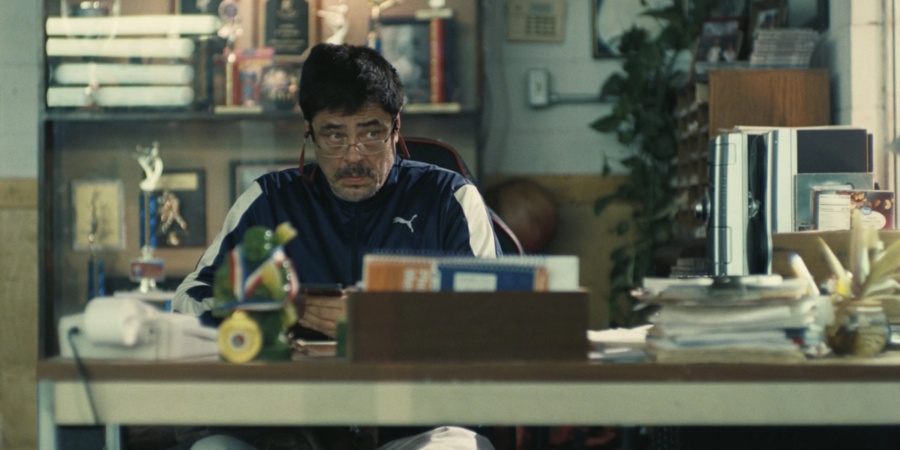 Кадр з фільму «Одна битва за іншою»