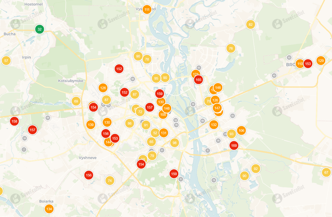 Якість повітря у Києві погіршилась: хто з людей у зоні ризику та де ситуація найскладніша