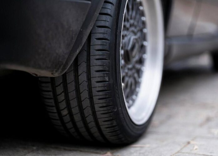 Названо найкращі шини для преміальних авто у 2025 році