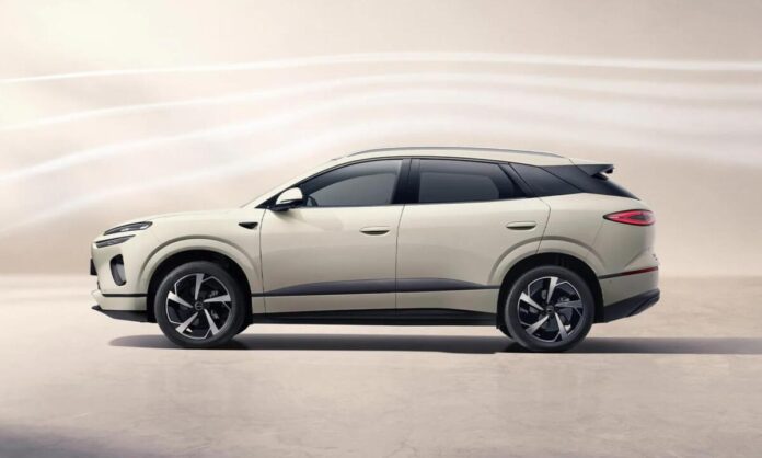 Українці все менше купують електрокари з Китаю