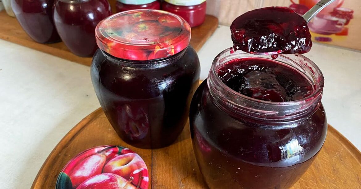 «Чорне золото» — Найкраще варення на селі: ідеальна структура, ідеальний смак