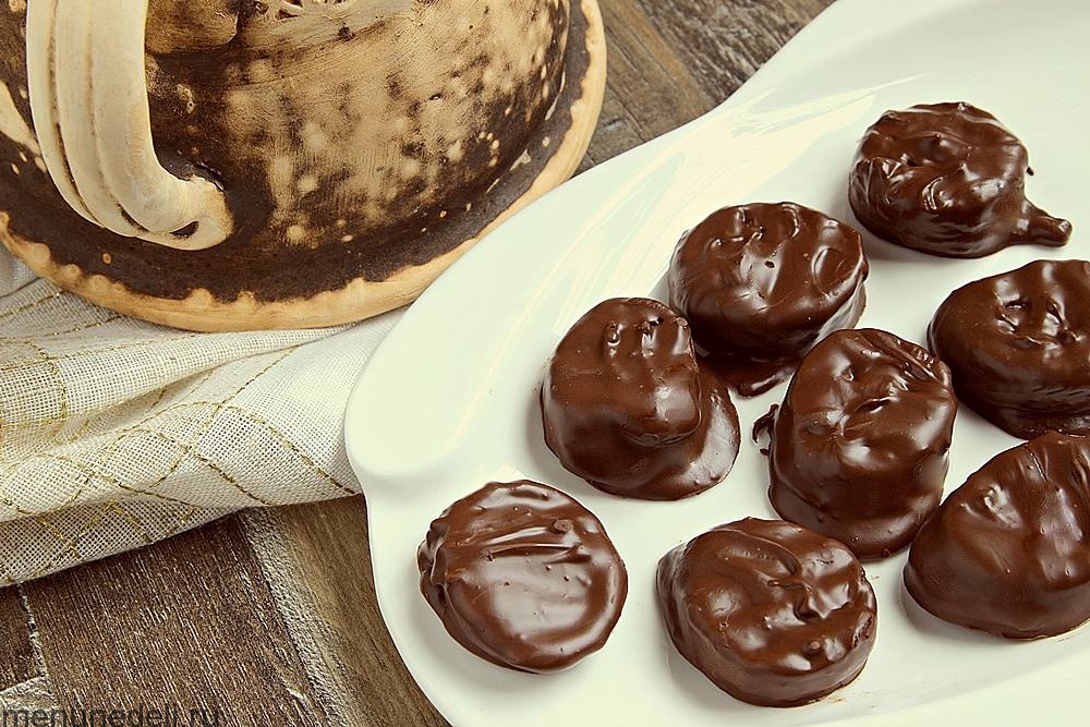 Як зробити шоколадні цукерки з банановим смаком: три інгредієнти