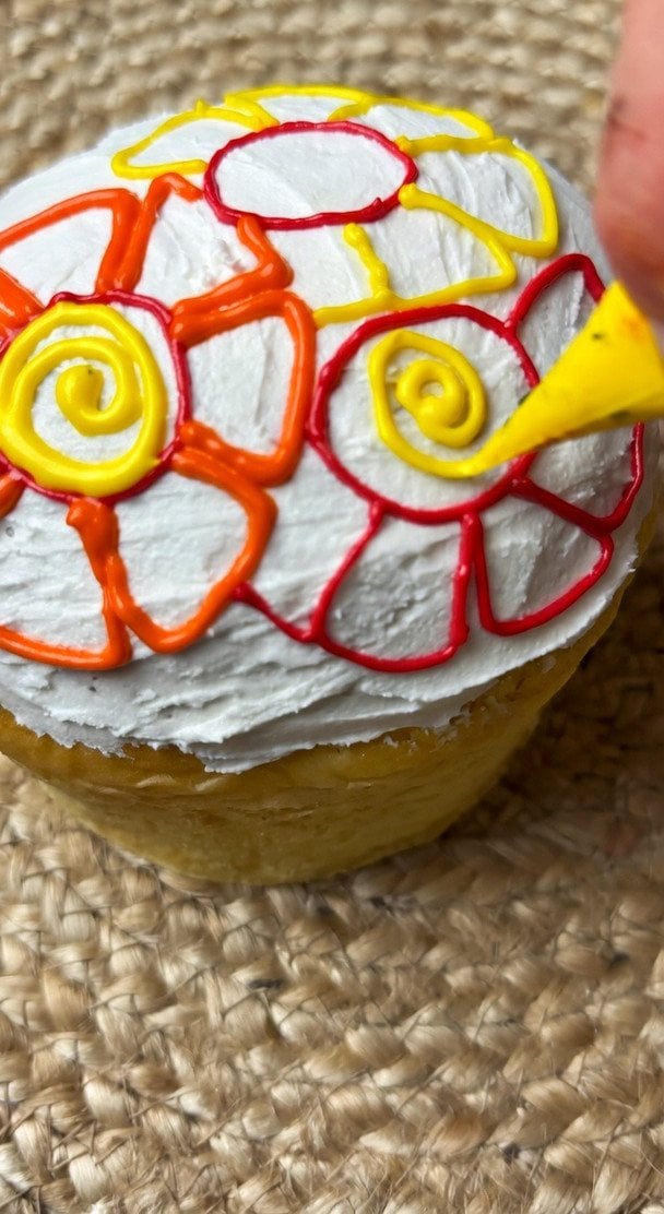 Декор для паски instagram.com/diana_kulikovska / © Instagram