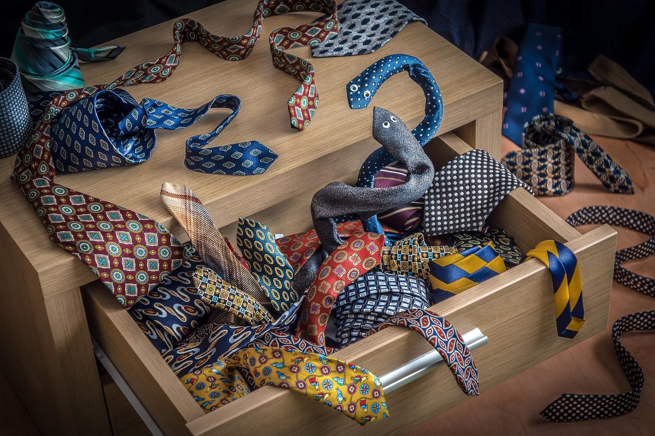 Експерти порадили, як правильно зберігати речі у маленькій квартирі. Фото: Pixabay