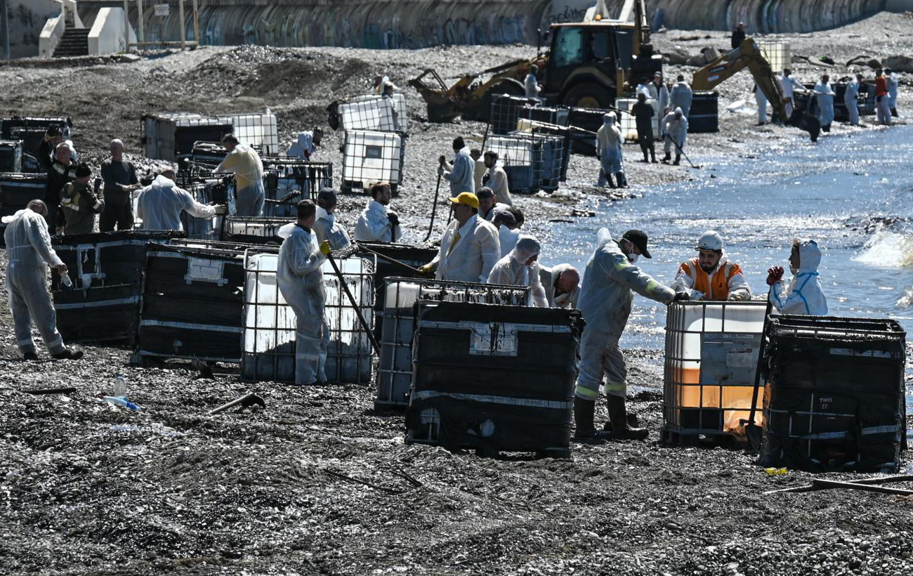 "Туапсе, у вас пропущений!": все про потрійний удар України по ключовому НПЗ Росії