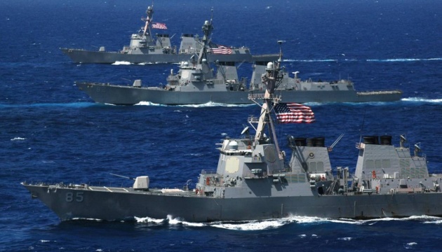 Трамп заявив про перехоплення іранського судна американськими ВМС в Оманській затоці