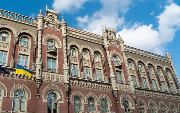 Курс гривні встановив новий антирекорд