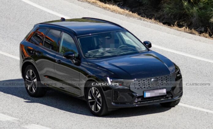 Новий Volvo XC60 засвітився на тестах (фото)