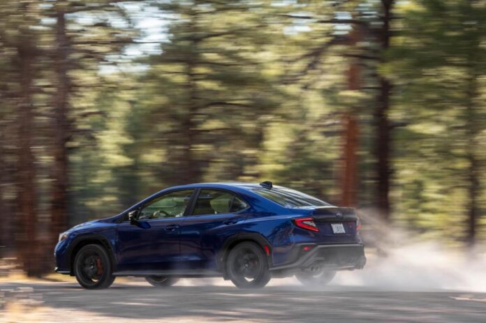 Subaru готує одразу три нові спортивні моделі з «механікою»