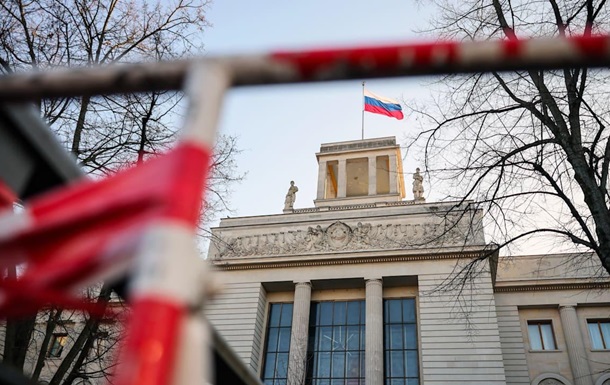 Німеччина посилила нагляд за посольством РФ