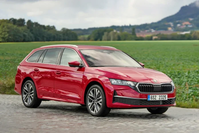 Skoda представила нову Octavia Hybrid з трьома режимами роботи